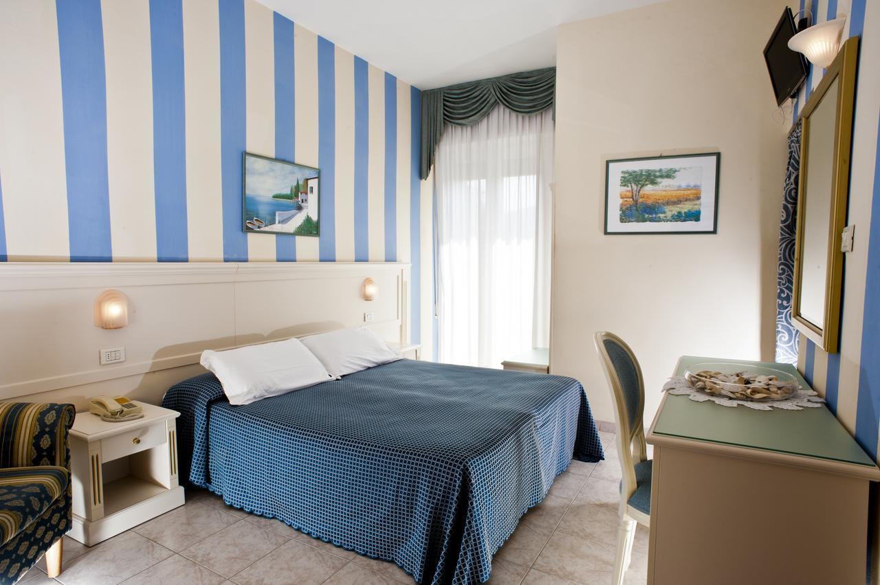 Hotel Alsen 리미니 외부 사진